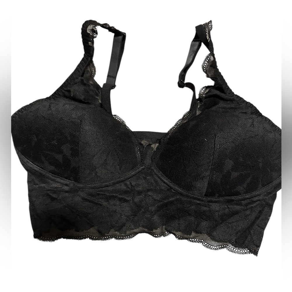 NWT PINK Victoria's Secret Black Lace Bralette with Adjustable Straps